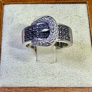 925 Sterling Silver Lucent Jewelers Diamond Ring Size 6 Lot 527